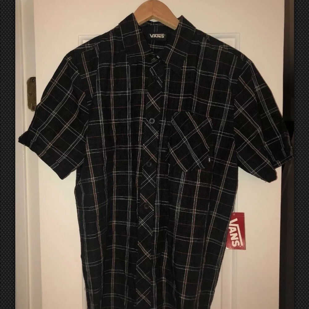 VANS | MEN SMALL | SHORT SLEEVE | BUTTON SHIRT